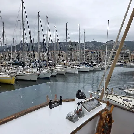 Bateau De Legende